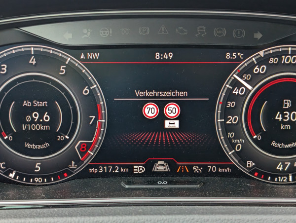 Freischaltung Verkehrszeichenerkennung